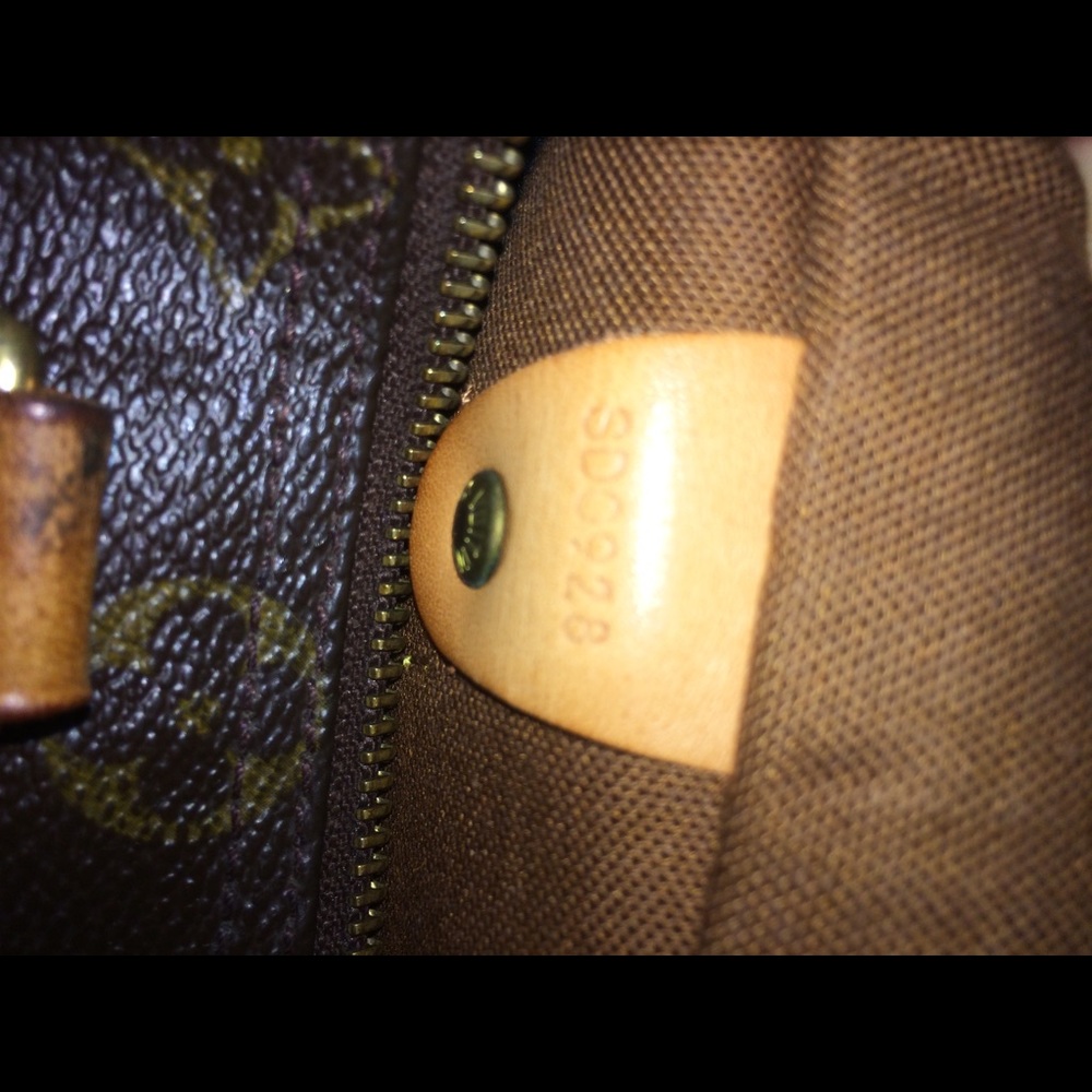 💯% Louis Vuitton speedy 25 date code SD0928 - Picture 5 of 8